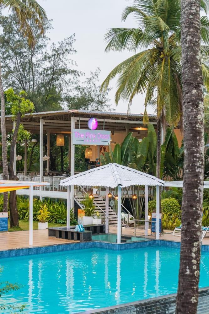 Foxoso La Beach Resort & Spa Old Goa Ngoại thất bức ảnh