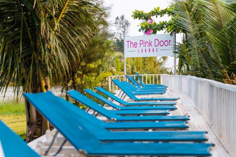 Foxoso La Beach Resort & Spa Old Goa Ngoại thất bức ảnh